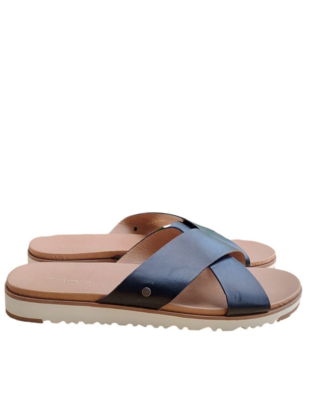 Catherine Malandrino "Fencie" Faux Leather Criss-Cross Slide Sandals Size 8.5